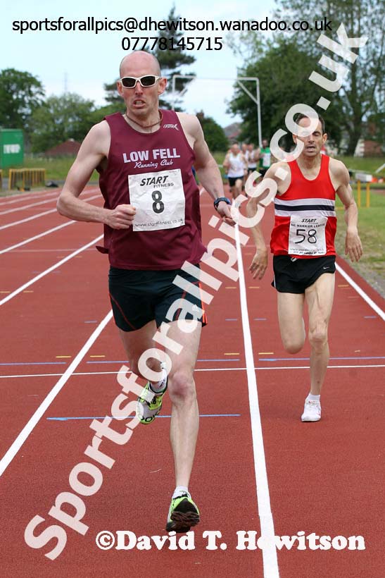 1500 metres, North East Masters Champs, Monkton Stadium,  Jarrow. Photo: David T. Hewitson/Sports for All Pics
